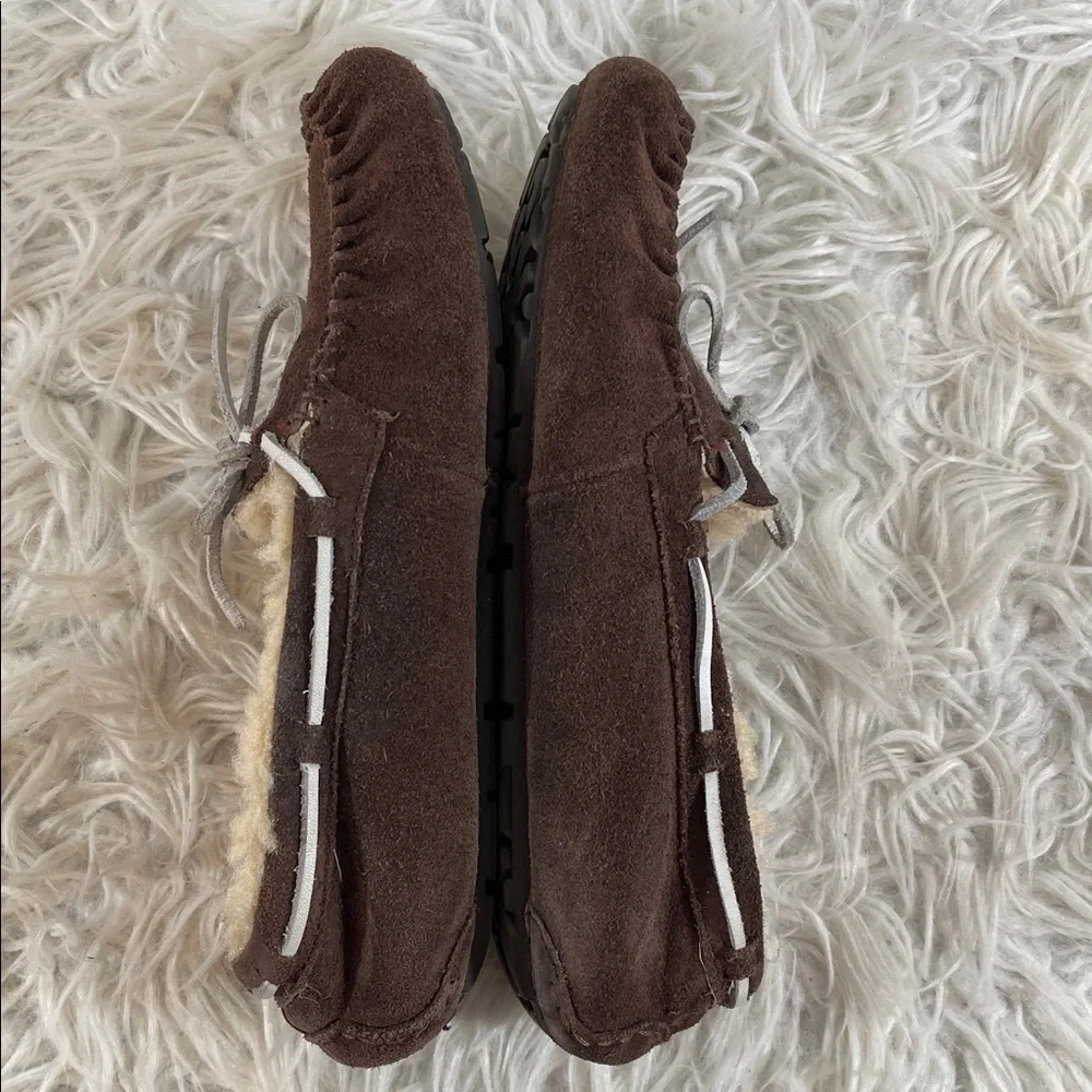 UGG AUSTRALIA DAKOTA 5133 SUEDE LEATHER SIZE 8 BROWN MOCCASIN SLIP ON SLIPPERS - Picture 7 of 11